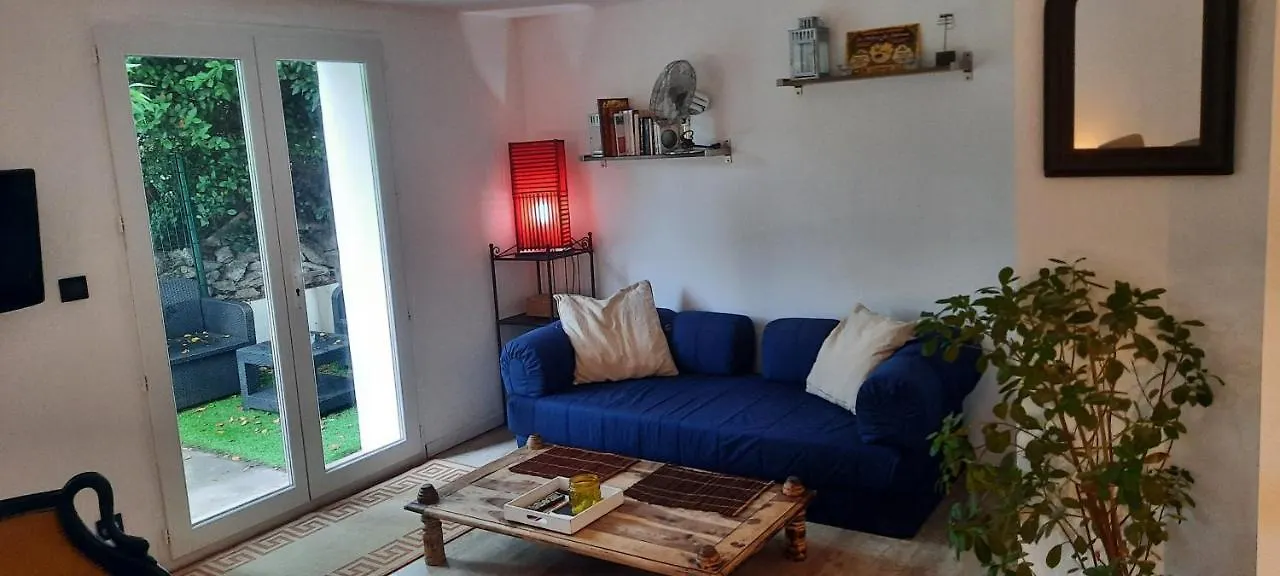 Apartment Appartement Arles 35 M2
